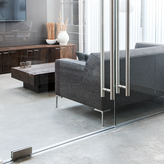 Glass and Mirror Spray