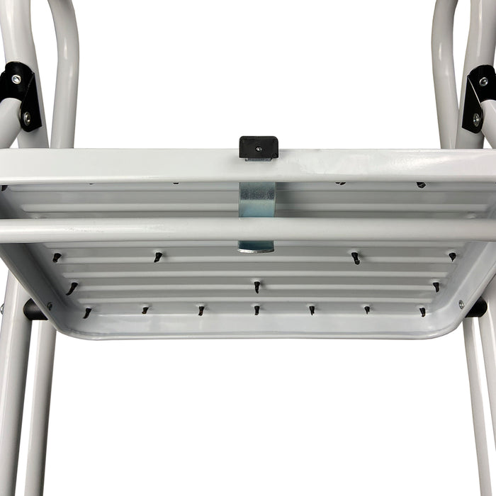 4 Step Ladder with Handrail
