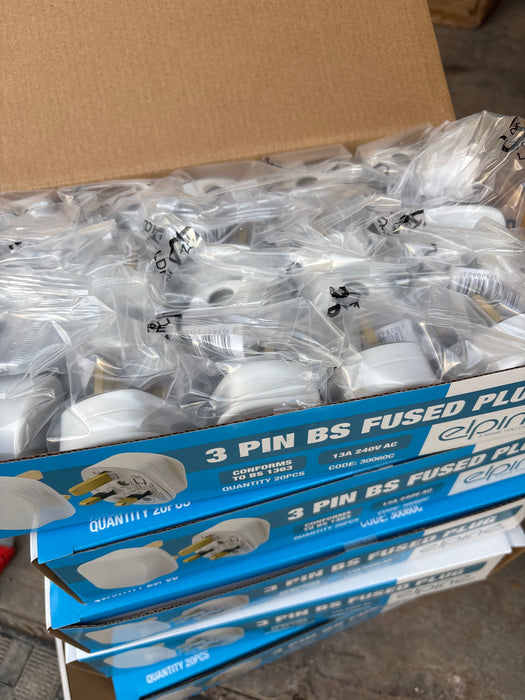 White 3 Pin Fused Plug
