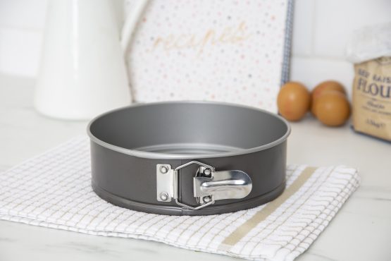 Cake Tin