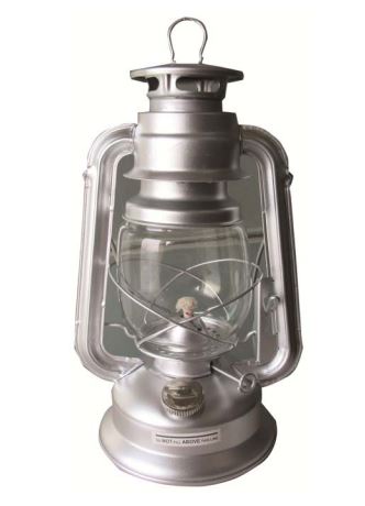 Hurricane Lantern 11"
