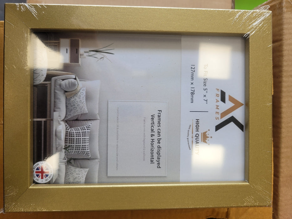 NDL 7x5 Gold Photo Frame