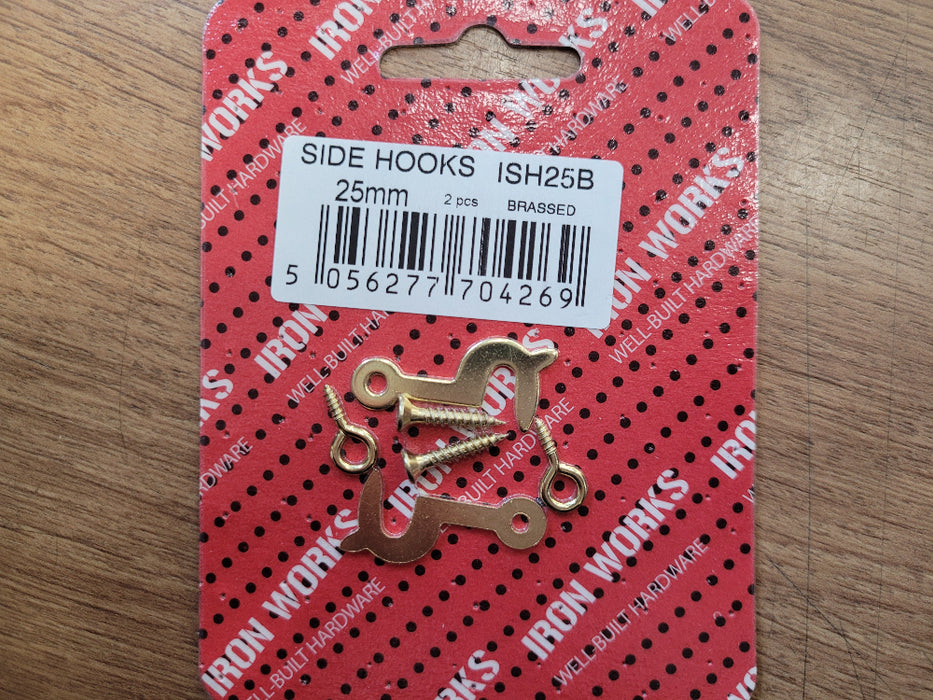 Side Hooks 25mm Brassed
