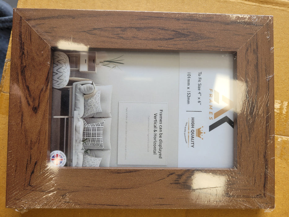 NDS 6x4 Walnut Photo Frame