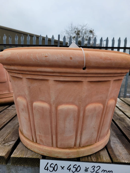 Tuscany Scallop Planter XL