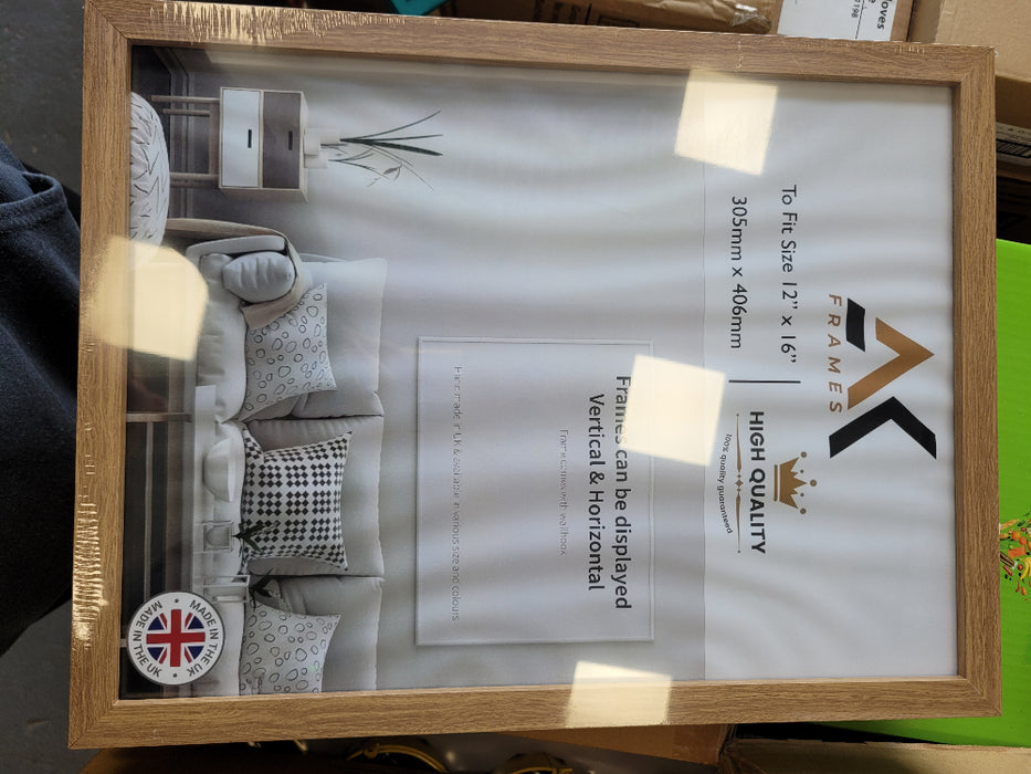NDL 16x12 Oak Photo Frame