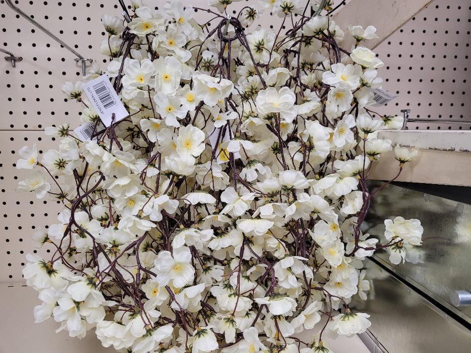 6ft Blossom Garland Ivory